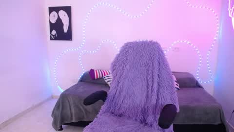 sofia_tgn online show from April 12, 2026, 5:51 pm