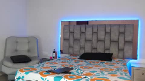 sofia_velez26 online show from June 20, 2026, 11:51 pm