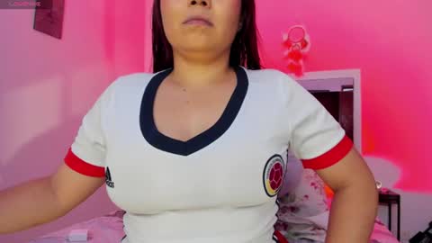 Snapshot of sofia_walke chatting on July 7, 2026, 7:29 pm Sofia walke online show from July 7, 2026, 7:29 pm