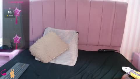 Sofa online show from January 12, 2025, 2:19 pm