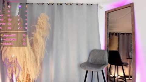 Snapshot of sofia_wilson_ chatting on January 1, 2025, 8:58 pm Sofia Wilson online show from January 1, 2025, 8:58 pm