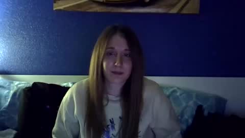 sofiaafrodita online show from December 16, 2025, 5:07 pm