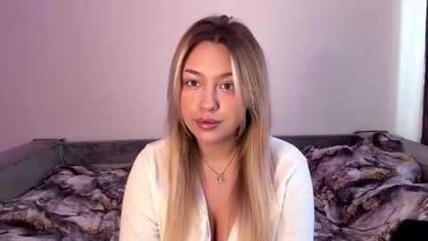 Snapshot of sofiablush chatting on June 17, 2026, 11:23 am Sofia online show from June 17, 2026, 11:23 am
