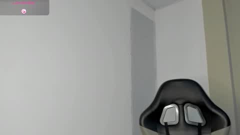 Snapshot of sofiabrouw chatting on February 4, 2026, 1:17 pm Sofia online show from February 4, 2026, 1:17 pm
