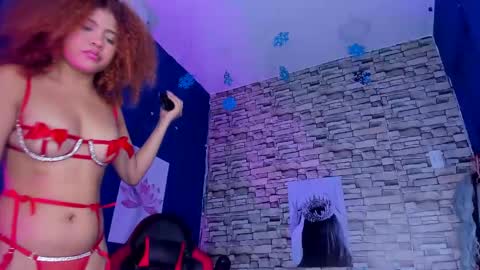 sofiacastillo01 online show from January 19, 2025, 8:19 pm