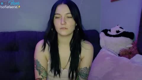 sofiafaerie online show from January 5, 2025, 9:47 pm