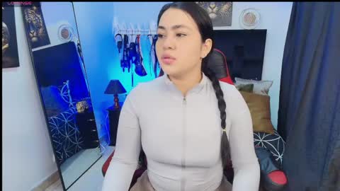 Snapshot of sofiaflores98 chatting on May 30, 2026, 12:35 pm Sofia online show from May 30, 2026, 12:35 pm