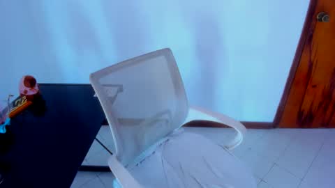 sofia online show from April 11, 2026, 10:58 pm