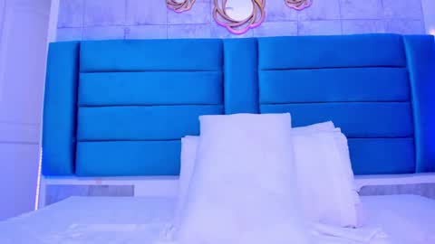 Sofia Miller  online show from December 10, 2024, 11:32 am