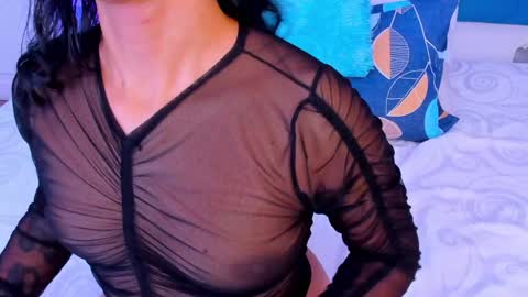 Sofia Miller  online show from February 8, 2025, 9:35 am