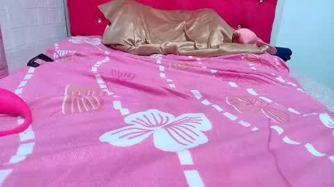 Sofiamillerrs online show from May 23, 2026, 10:58 pm