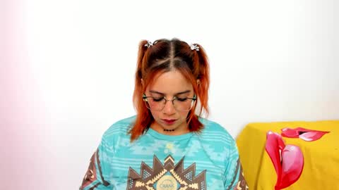 sofiaortizx online show from February 1, 2025, 3:08 am