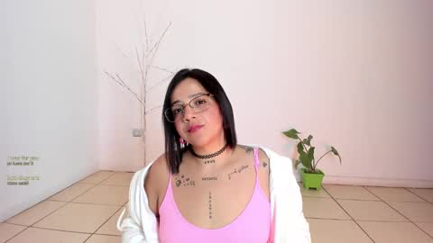 sofiaortizx online show from February 28, 2025, 12:32 am