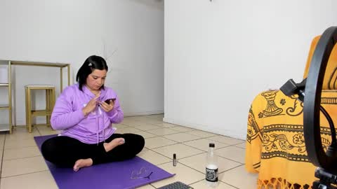 sofiaortizx online show from March 1, 2025, 10:55 am