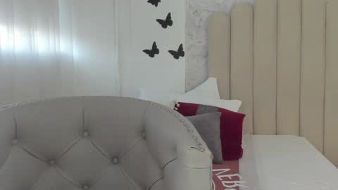 Sofia  online show from January 16, 2025, 12:42 pm