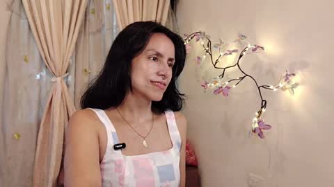 Sofi Bella online show from March 27, 2026, 7:24 pm