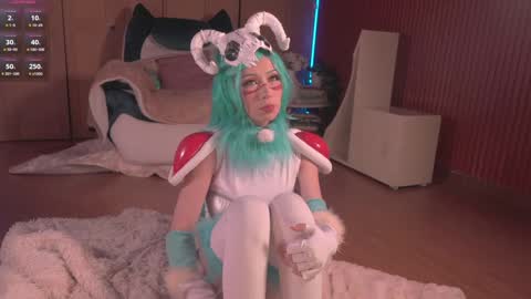 Sofi  online show from October 30, 2025, 5:20 am