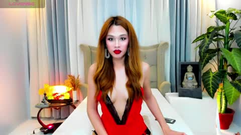 Sofie online show from May 11, 2026, 6:05 pm