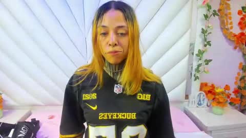 sofii_anal_ online show from November 6, 2025, 2:12 am