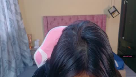 sofii_cute01 online show from January 8, 2026, 12:07 pm