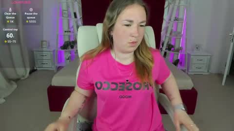 sofii_darling online show from May 7, 2026, 4:34 pm