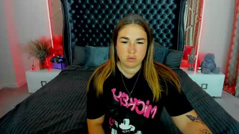 Snapshot of sofii_darling chatting on July 7, 2026, 5:06 pm sofii_darling online show from July 7, 2026, 5:06 pm