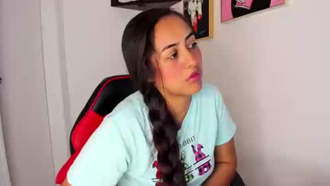 sofiia rodriguez online show from September 23, 2025, 1:36 pm