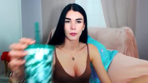 Snapshot of sofiiadream chatting on November 17, 2025, 3:18 pm sofiiadream online show from November 17, 2025, 3:18 pm