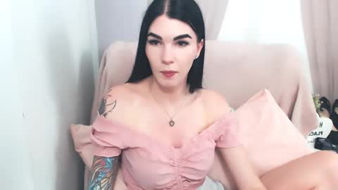 sofiiadream online show from June 18, 2026, 7:18 pm