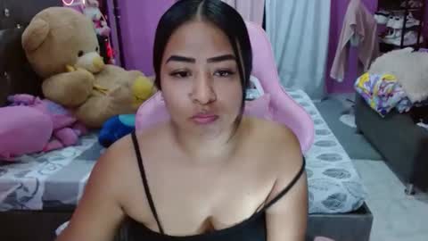 Snapshot of sofiiadreams chatting on May 13, 2026, 12:41 am sofia Dreams online show from May 13, 2026, 12:41 am