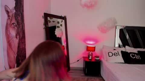 Sofi agudelo online show from December 21, 2024, 4:19 am