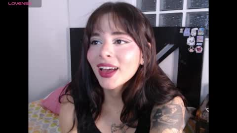 Snapshot of sofiii2005 chatting on October 9, 2025, 9:35 pm Ana Sofia online show from October 9, 2025, 9:35 pm