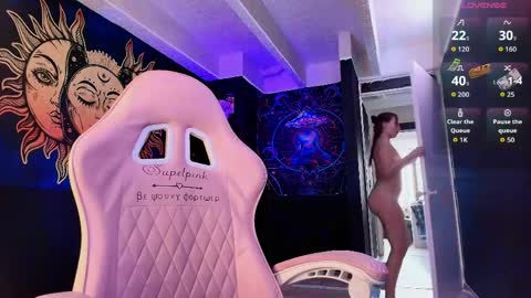 Snapshot of sofnicol_ chatting on April 10, 2026, 10:14 pm Nicol online show from April 10, 2026, 10:14 pm