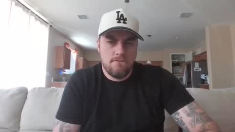 Snapshot of soft0ne chatting on November 4, 2025, 4:06 pm soft0ne online show from November 4, 2025, 4:06 pm