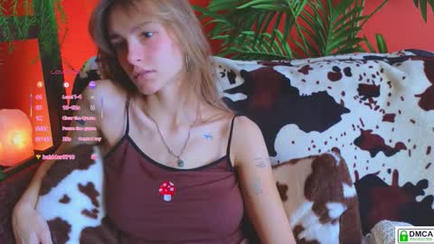 E online show from October 8, 2025, 7:28 am