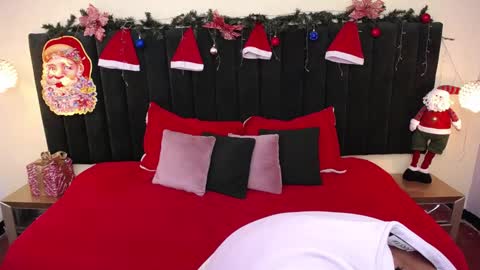 Cam and Amy online show from December 22, 2025, 7:55 pm