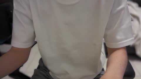 Snapshot of softedge04 chatting on March 1, 2026, 7:05 pm softedge04 online show from March 1, 2026, 7:05 pm