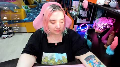 Snapshot of softie_sofy chatting on February 25, 2026, 4:33 am Sofie online show from February 25, 2026, 4:33 am