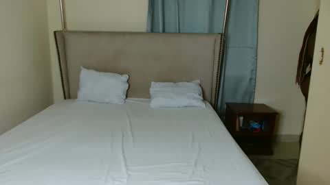 softlysinful online show from January 14, 2026, 7:47 am