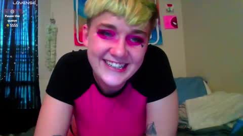 Day online show from March 12, 2025, 9:45 pm