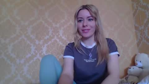 Snapshot of softy_aura chatting on April 30, 2026, 9:48 am softy_aura online show from April 30, 2026, 9:48 am