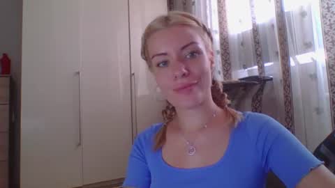 Snapshot of softy_aura chatting on August 5, 2026, 12:08 pm softy_aura online show from August 5, 2026, 12:08 pm