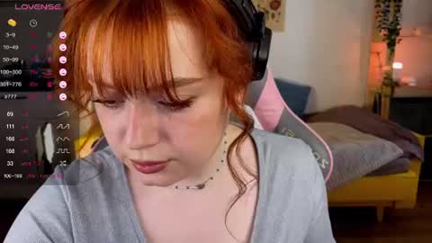 Snapshot of sofy_benson chatting on June 25, 2026, 1:48 pm Sofy online show from June 25, 2026, 1:48 pm