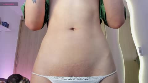 Snapshot of sofy_sofy chatting on June 5, 2026, 6:09 am sofy_sofy online show from June 5, 2026, 6:09 am
