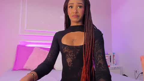 Snapshot of sofynovoa chatting on February 3, 2026, 6:40 am online show from February 3, 2026, 6:40 am