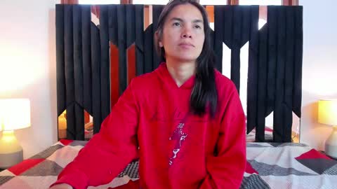 Soffyy  online show from September 19, 2025, 12:06 pm