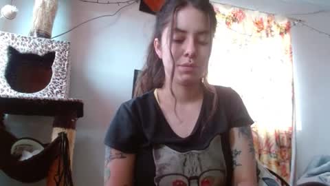 Sofia online show from November 18, 2025, 7:40 pm