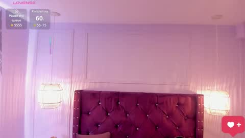 Snapshot of sol_nahiara chatting on October 25, 2025, 10:23 am sol_nahiara online show from October 25, 2025, 10:23 am