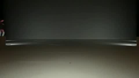 0La online show from November 12, 2025, 7:03 pm