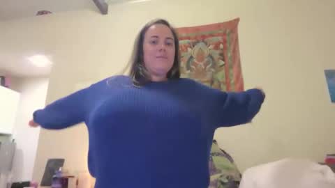 Snapshot of sola_limelight chatting on April 22, 2026, 2:58 am sola_limelight online show from April 22, 2026, 2:58 am